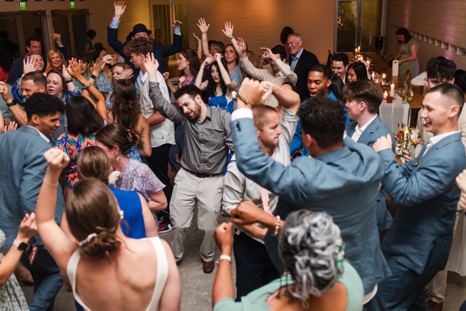 U7 Austin Dj — request a quote