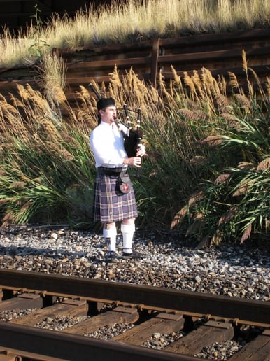 Gallery photo 7 of Bagpiper Michael Gibbs/Heathen Highlanders