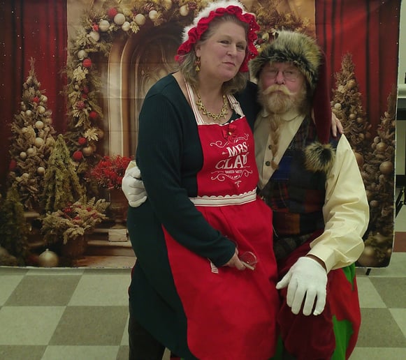 Gallery photo 4 of 10ECC2, LLC as Santa