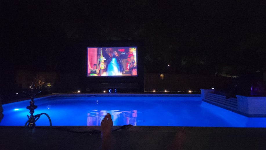 Gallery photo 4 of 150'' Screen (Movies, Boxing, Sports)