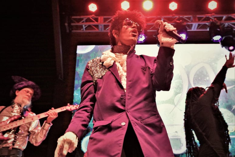 Gallery photo 2 of 1999 The Legacy of Prince