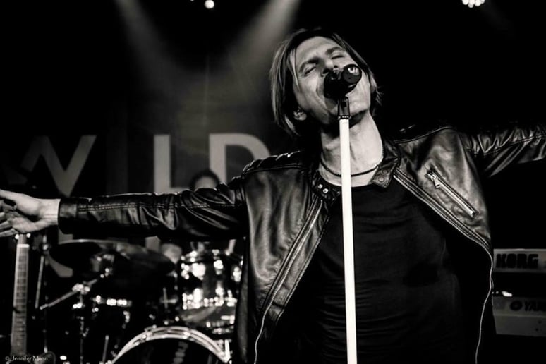 Gallery photo 3 of Bon Jovi Tribute and Impersonator Alex Barbieri