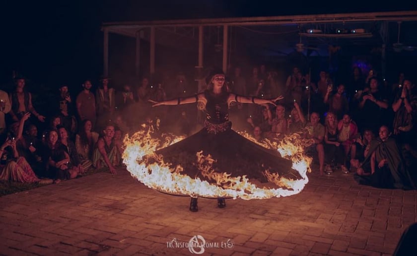 Gallery photo 5 of 1girlfire