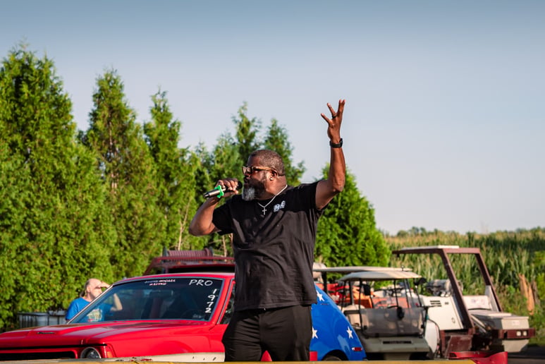 Gallery photo 4 of 1Love Mic Entertainment