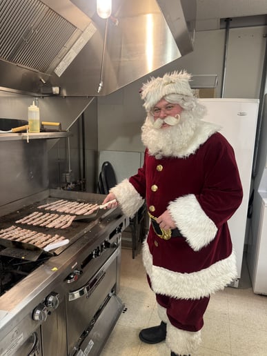 Gallery photo 2 of 207Santa