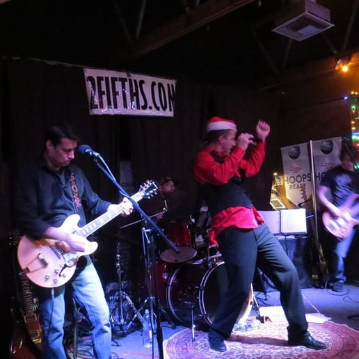 Gallery photo 3 of 2Fifths
