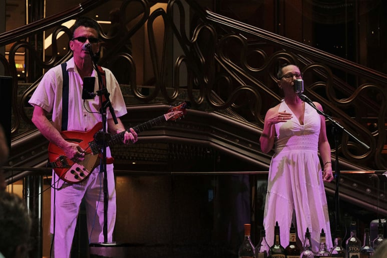 Gallery photo 1 of 2Shay Duo