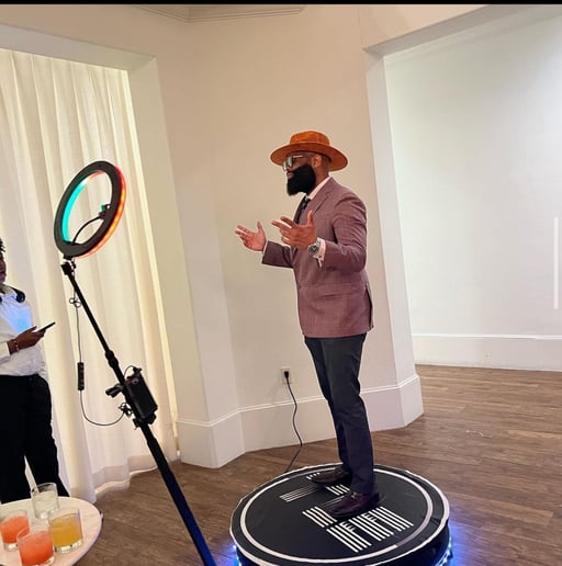 Gallery photo 1 of 360 Lapeef Experience