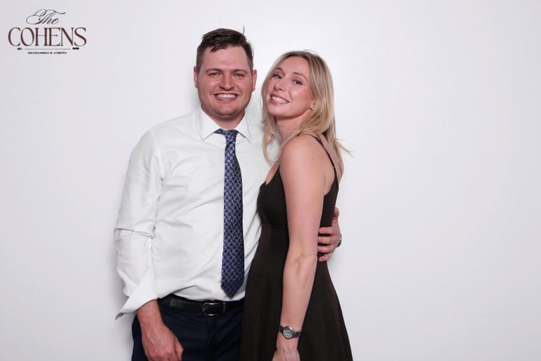 Gallery photo 3 of 360 Photobooth Oscar Stage