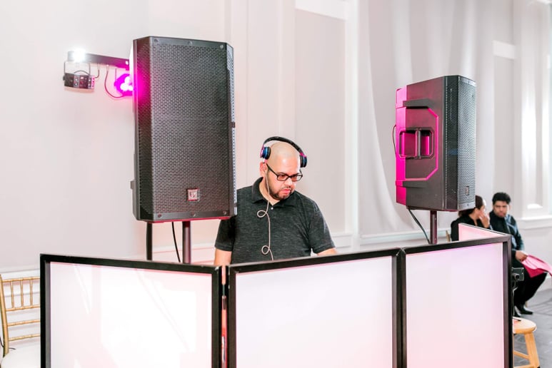 Gallery photo 8 of 4010djs