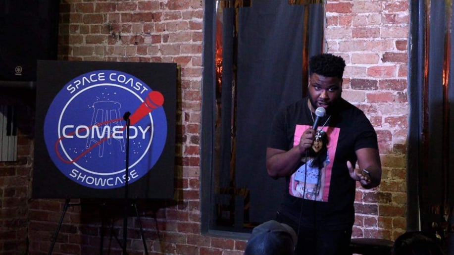 Gallery photo 4 of 407Kevin Comedy