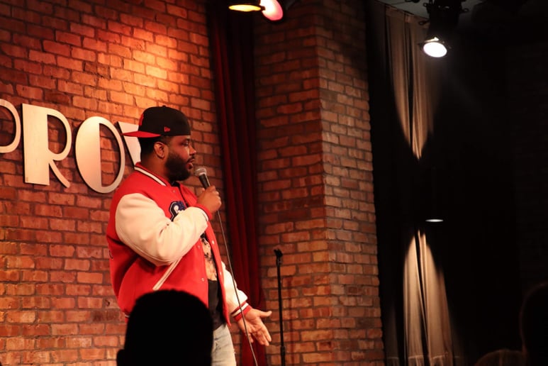 Gallery photo 8 of 407Kevin Comedy