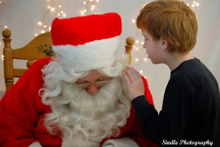 Gallery photo 3 of 417 Santa