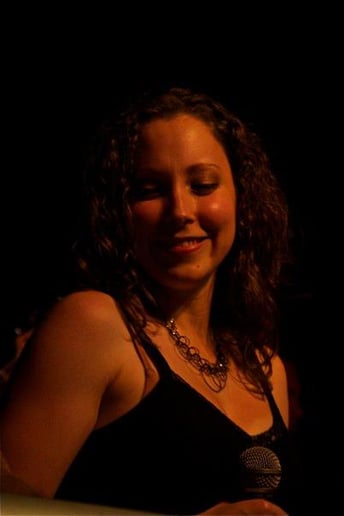 Gallery photo 17 of 4 State Dueling Pianos