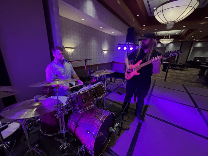 Gallery photo 24 of 4 State Dueling Pianos