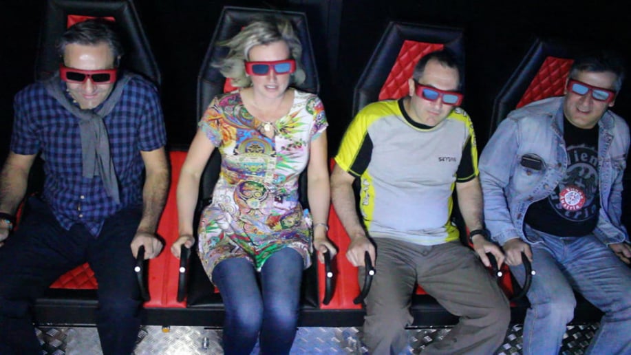 Gallery photo 2 of 5D Simulator On Wheels