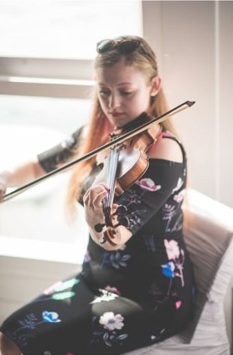 Gallery photo 6 of 757 Strings