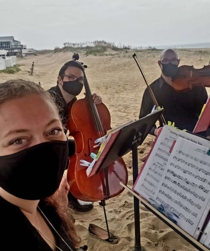Gallery photo 9 of 757 Strings
