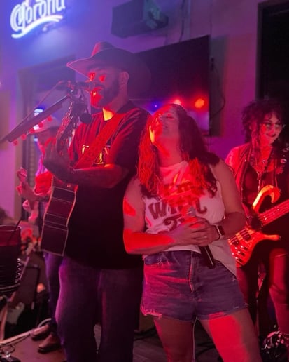 Gallery photo 1 of Jenna Rose and the Ramblers