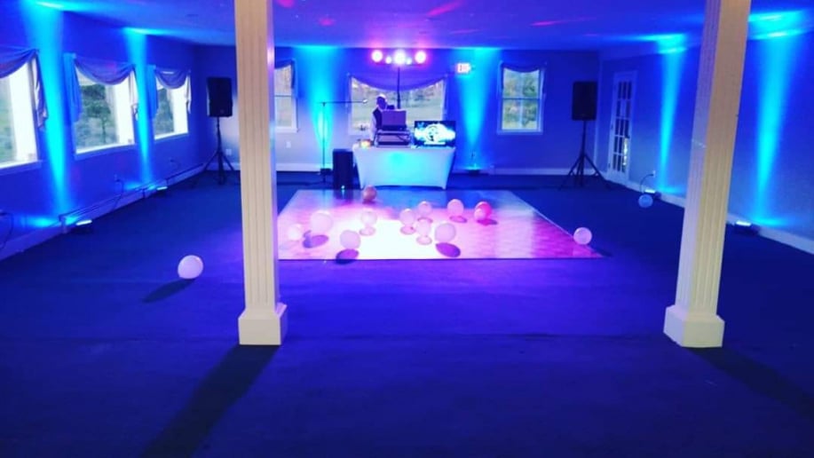 Gallery photo 3 of 8th Street Entertainment