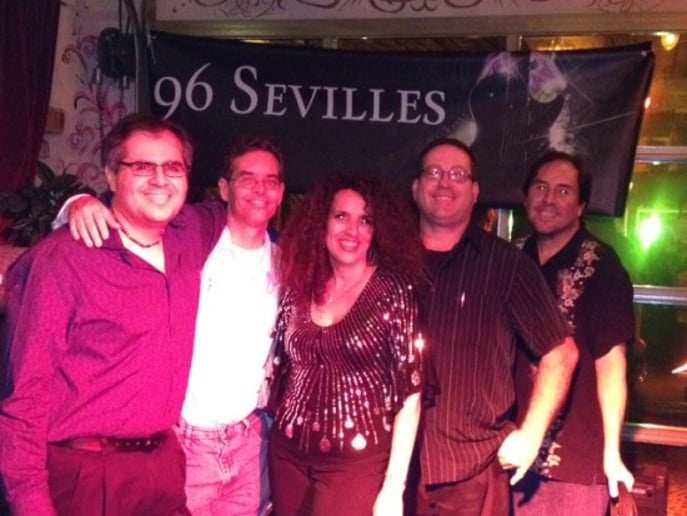 Gallery photo 3 of 96 Sevilles