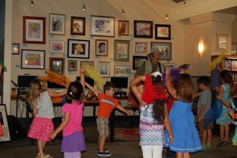 Gallery photo 8 of Puppets Dazzle