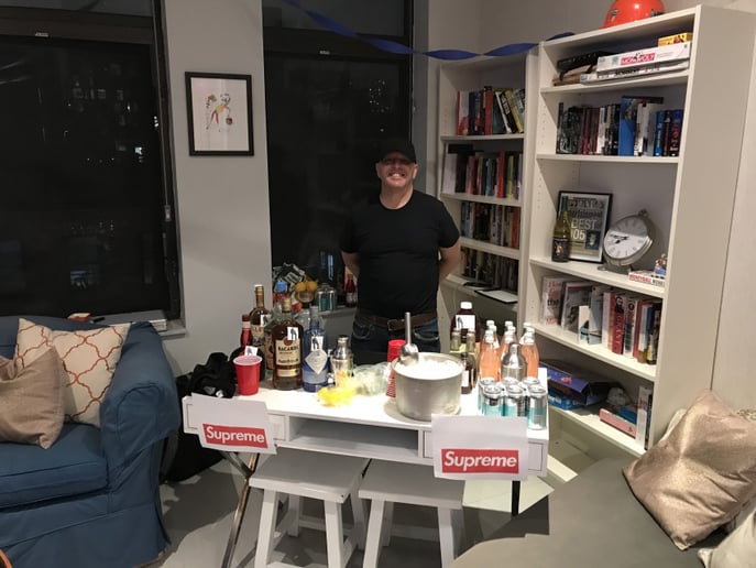 Gallery photo 3 of Bartender - Professional Mixologist