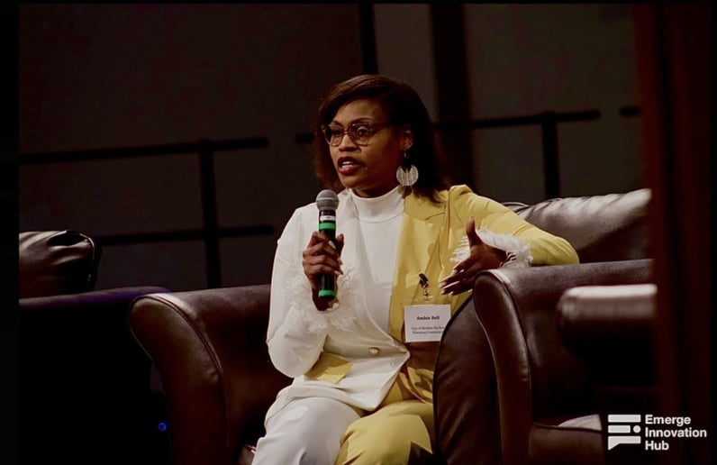 Gallery photo 6 of A. Bell | Business & Leadership Speaker