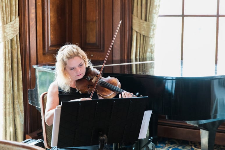 Gallery photo 7 of Classy Strings