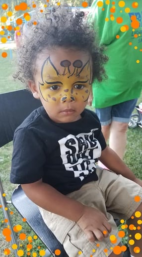 Gallery photo 3 of A Family Affair Face Art and Balloon Twist
