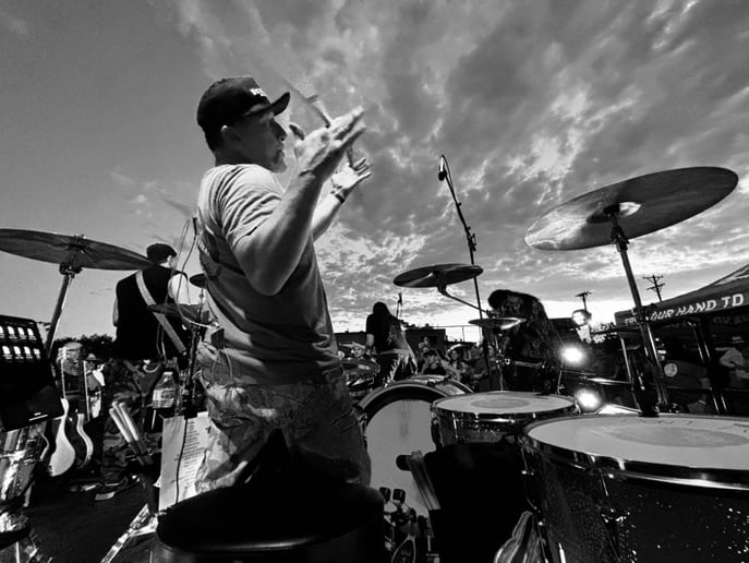 Gallery photo 4 of Shotgun Opera - A Linkin Park Experience