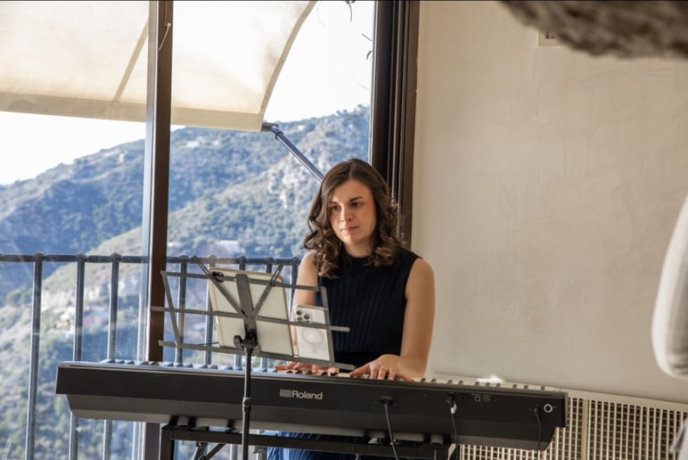 Gallery photo 1 of A Musical Moment with Ester