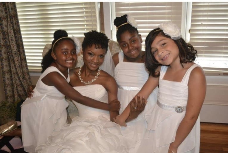 Gallery photo 6 of A Nu Twist Bridal Services