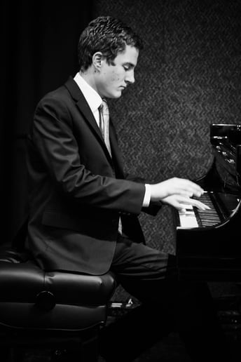 Gallery photo 1 of A Pianist for Any Need