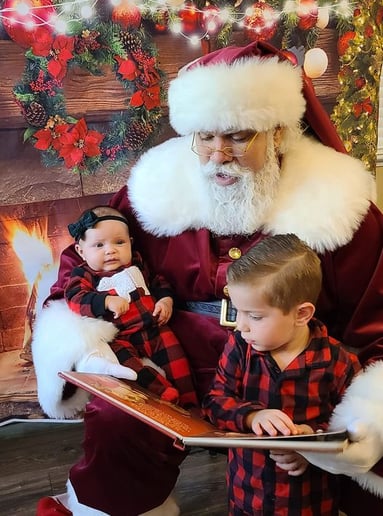 Gallery photo 2 of A Special Visit from Santa Claus