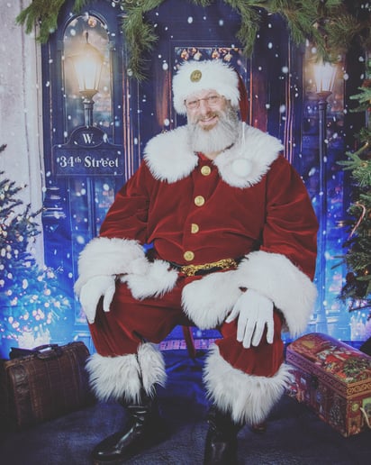 Gallery photo 2 of A Well Seasoned Santa