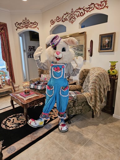 Gallery photo 11 of Big Top Entertainment featuring Toe'knee The Clown
