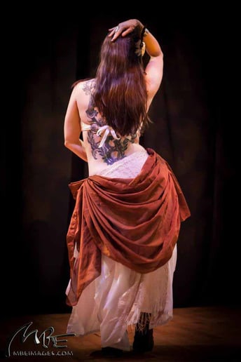 Gallery photo 5 of Aalim Belly Dance & Arabian Silk