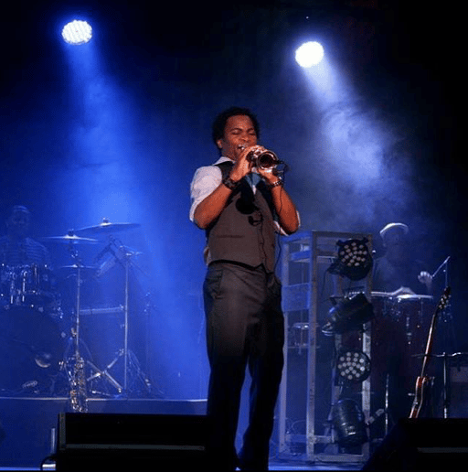 Gallery photo 4 of Aaron Bing