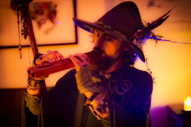 Gallery photo 8 of Aaron the Green, Elven Wizard