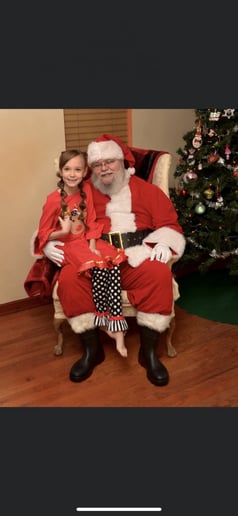 Gallery photo 8 of Santa Aaron