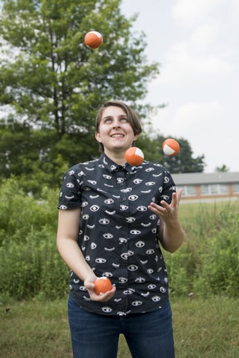 Gallery photo 7 of Abby Brodsky Professional Yoyoer