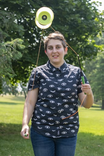 Gallery photo 8 of Abby Brodsky Professional Yoyoer