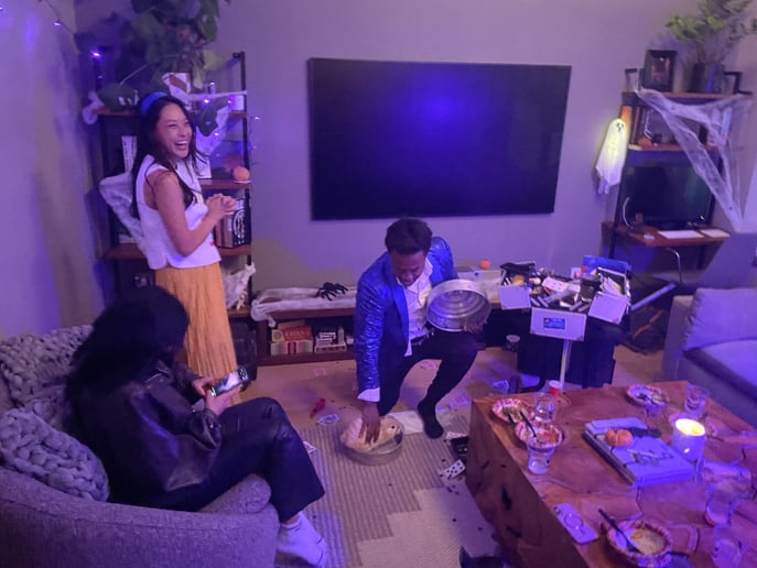 Gallery photo 6 of Abes amazing magic show!