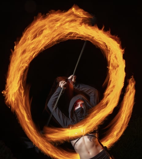 Gallery photo 10 of Damn Danielle – Fire & LED Performer