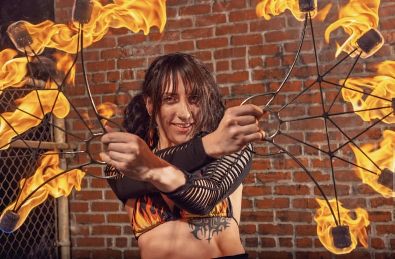 Gallery photo 2 of Damn Danielle – Fire & LED Performer