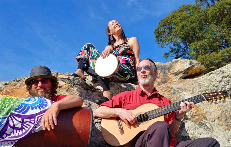 Gallery photo 2 of Abracos Brazilian Trio