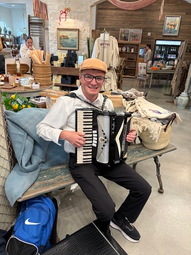Gallery photo 1 of Accordion Ambience