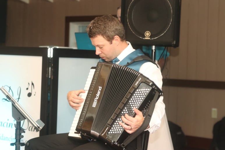 Gallery photo 4 of Accordion Jim