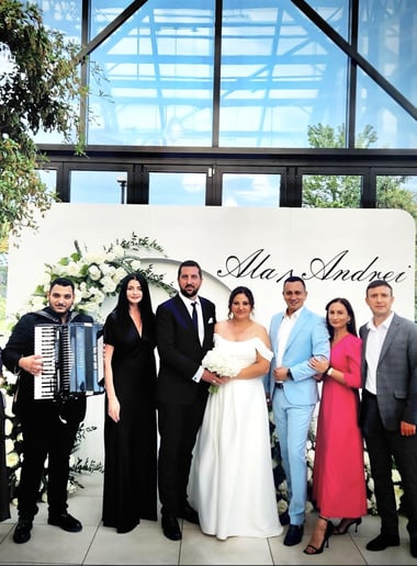 Gallery photo 1 of ORLANDO DOREL - ACCORDION PLAYER